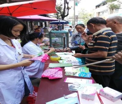 共享健康资源，共建和谐家庭——黔南州各地积极开展2017年“世界精神卫生日”服务活动